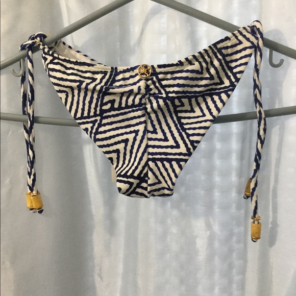 INTERMIX Other - NWT Intermix S Bikini Bottom string, white/navy